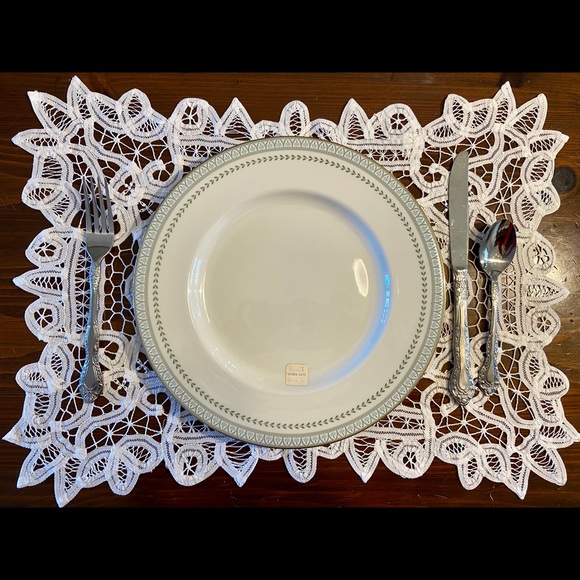 Vintage Royal Doulton BERKSHIRE Plates set of 2 - Picture 1 of 8